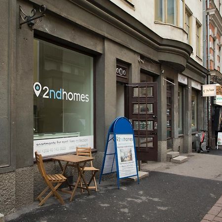 2Ndhomes City Center 2Br Apartment By The Finnish National Theatre With Balcony And Park View 헬싱키 외부 사진